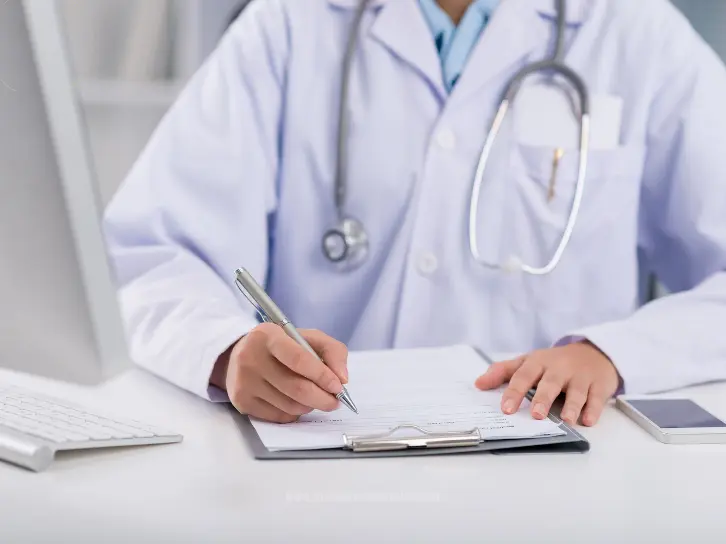 Simplify complex medical evidence with expert medical summaries tailored for attorneys in legal cases